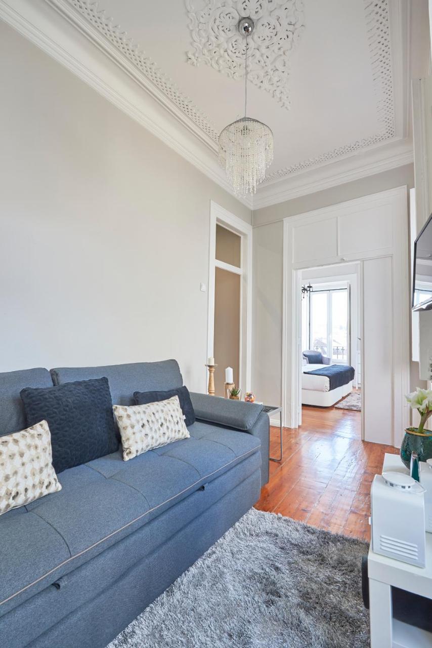 Casa Portuguesa Combro * Lisbon